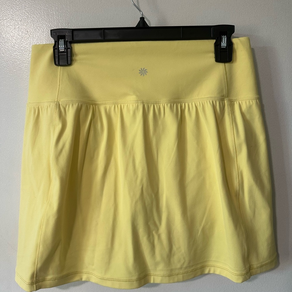 Yellow Athleta Salutation Stash skort 14.5” long - Picture 2 of 4